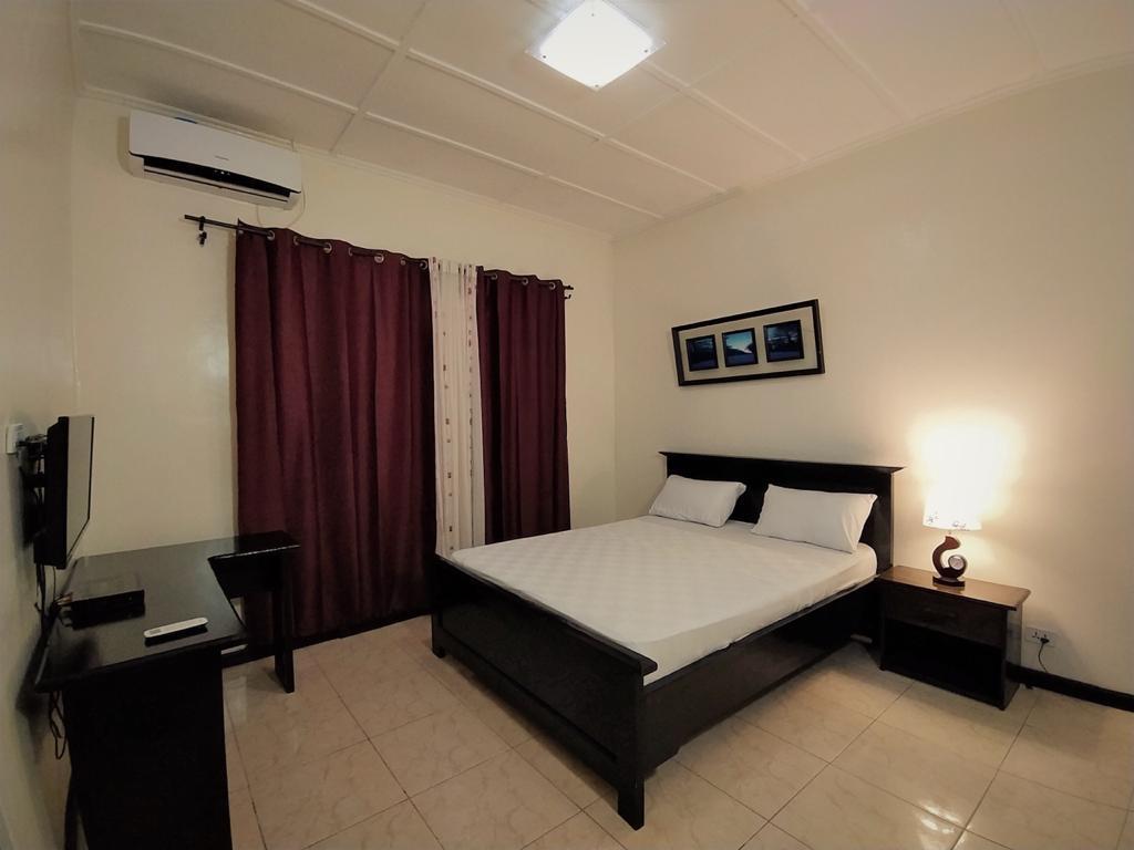 Maryland Guesthouse Monrovia Eksteriør billede